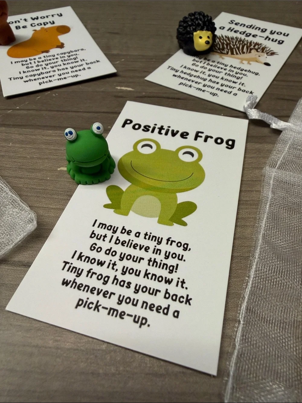 2 Cute Animal Resin quotes with mini pet - Frog, Hedgehog, Cow, Mushroom. 🆕
